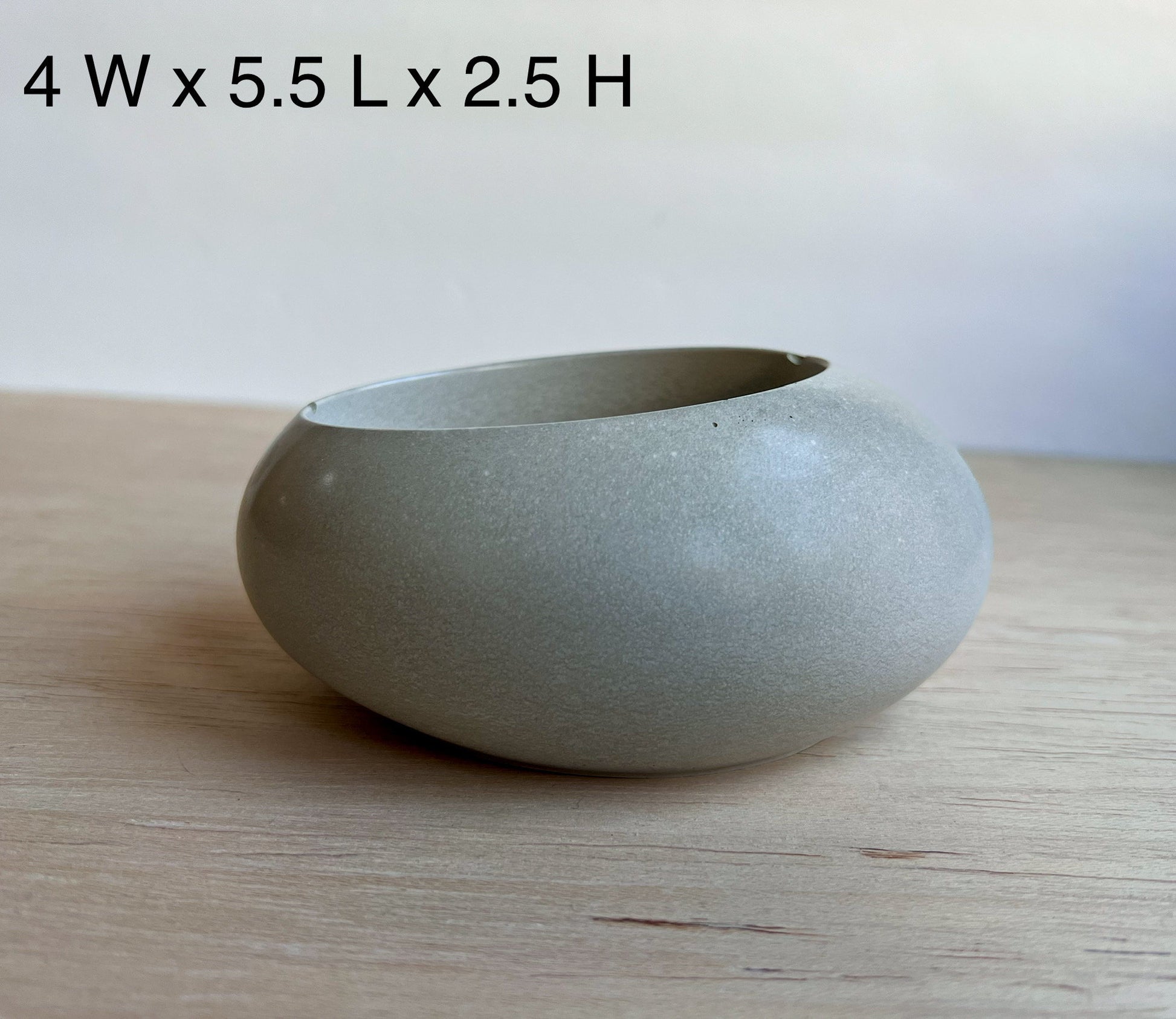 Concrete Minimalist Planter, Slanted Pot, Table Centerpiece, Asymmetrical Pot, Succulent Planter, Decorative Pot, Modern Pot, Nordic, Pebble