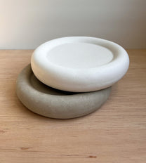 CLOUD Concrete Tray, Pebble Tray, Minimalist Catchall, Jewelry Display, Chunky Dish, Cement Trinket Plate, Vanity Organizer, Japandi Decor