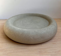 CLOUD Concrete Tray, Pebble Tray, Minimalist Catchall, Jewelry Display, Chunky Dish, Cement Trinket Plate, Vanity Organizer, Japandi Decor