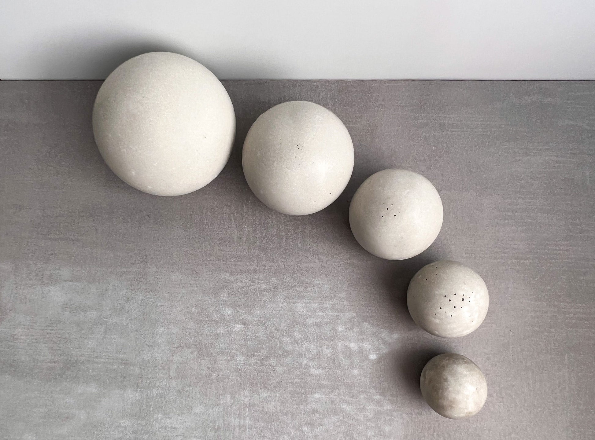 Concrete Paper Weight, Cement Sphere, Letter Press, Cement Decor, Minimalist Decor, Garden Ornament, Concrete Sculpture, Shelf Decor, Modern