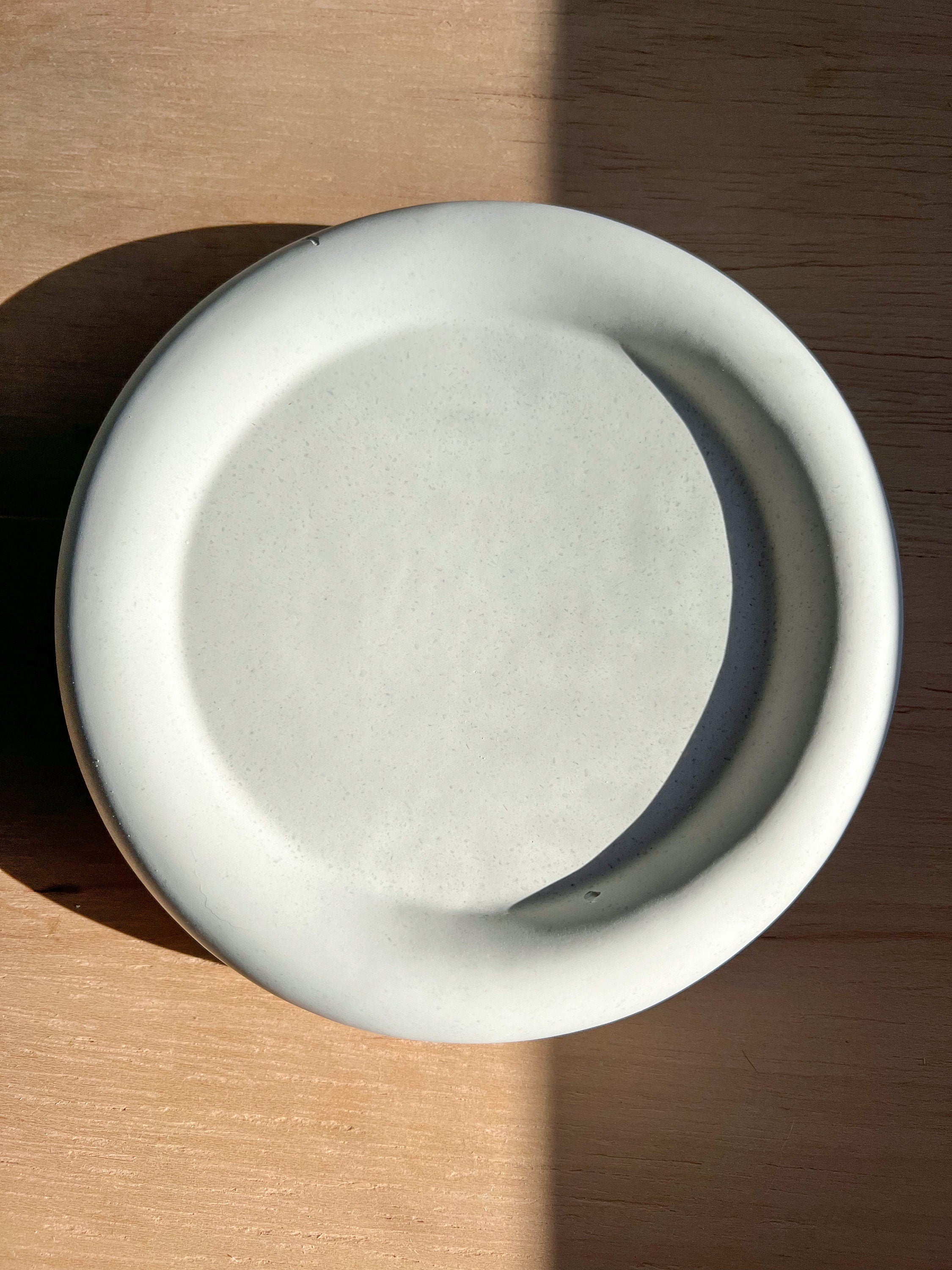 CLOUD Concrete Tray, Pebble Tray, Minimalist Catchall, Jewelry Display, Chunky Dish, Cement Trinket Plate, Vanity Organizer, Japandi Decor