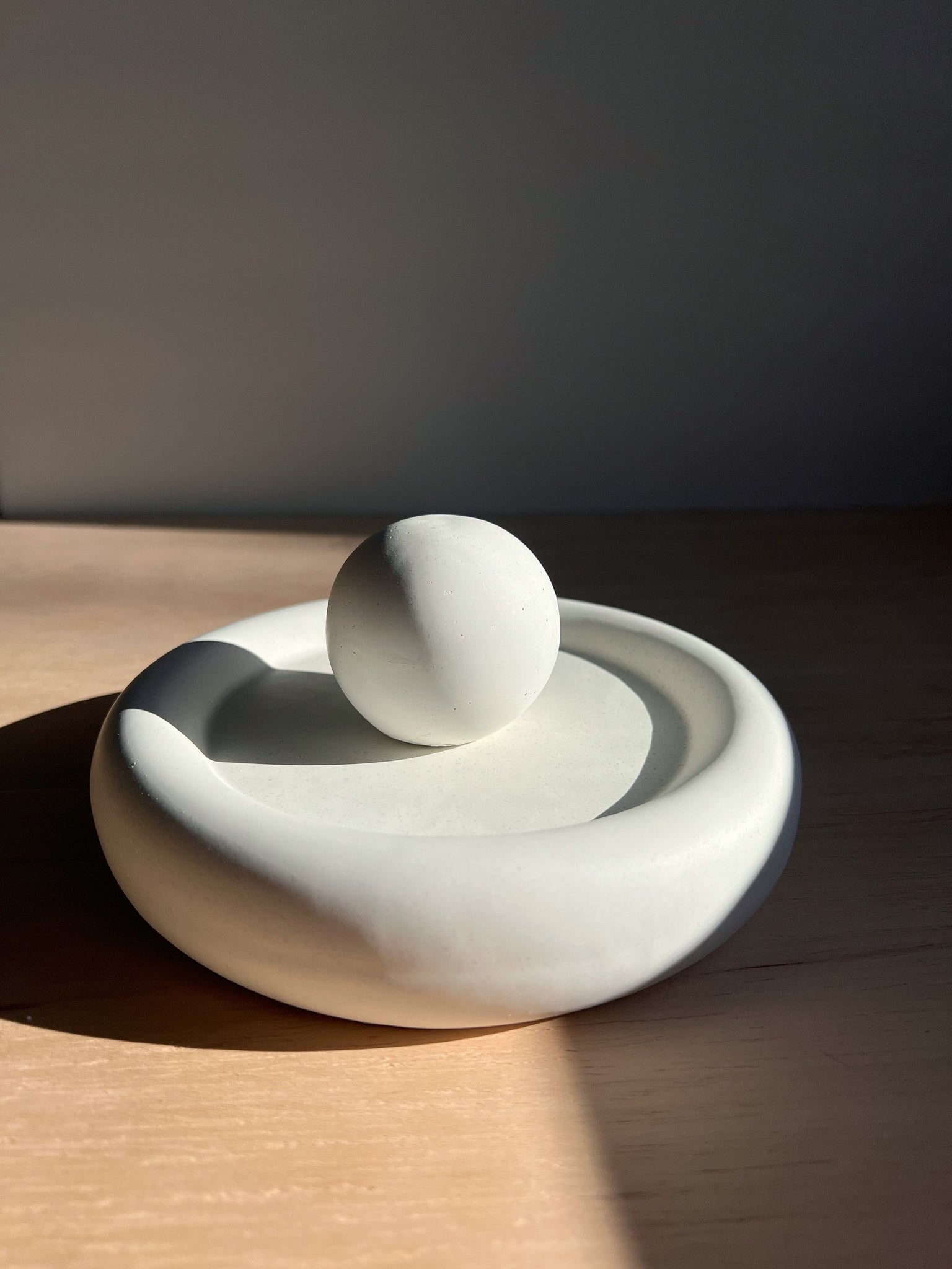 CLOUD Concrete Tray, Pebble Tray, Minimalist Catchall, Jewelry Display, Chunky Dish, Cement Trinket Plate, Vanity Organizer, Japandi Decor