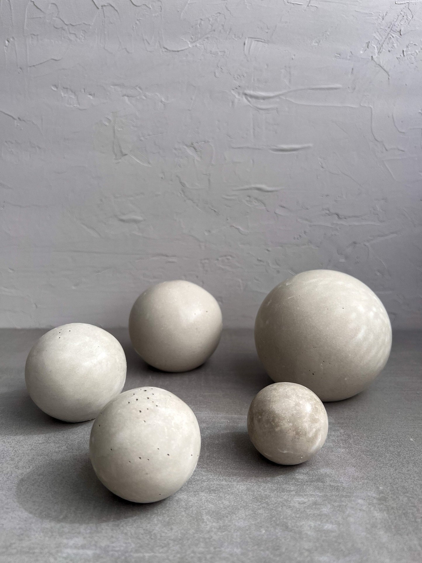 Concrete Paper Weight, Cement Sphere, Letter Press, Cement Decor, Minimalist Decor, Garden Ornament, Concrete Sculpture, Shelf Decor, Modern