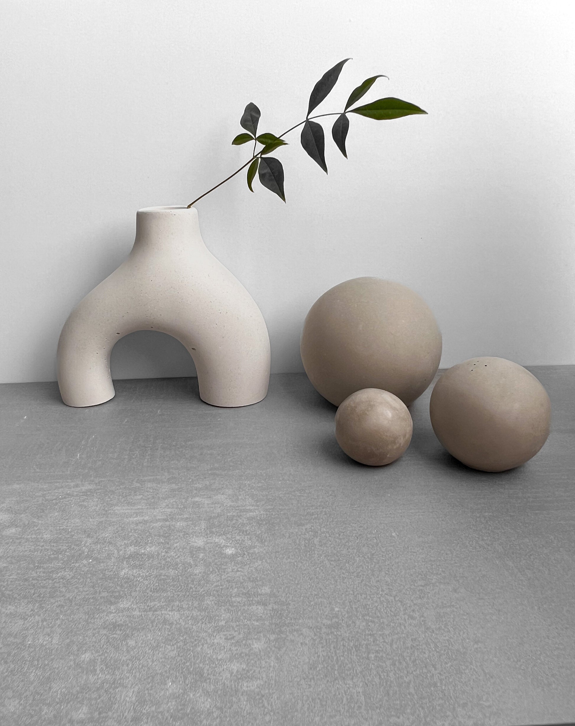 Nordic Style Vase, Concrete Vase, Asymmetrical Modern Vase, Minimalist Vase, White Vase, Vase Decor, Minimalist Vase, Nordic Decor, Minimal