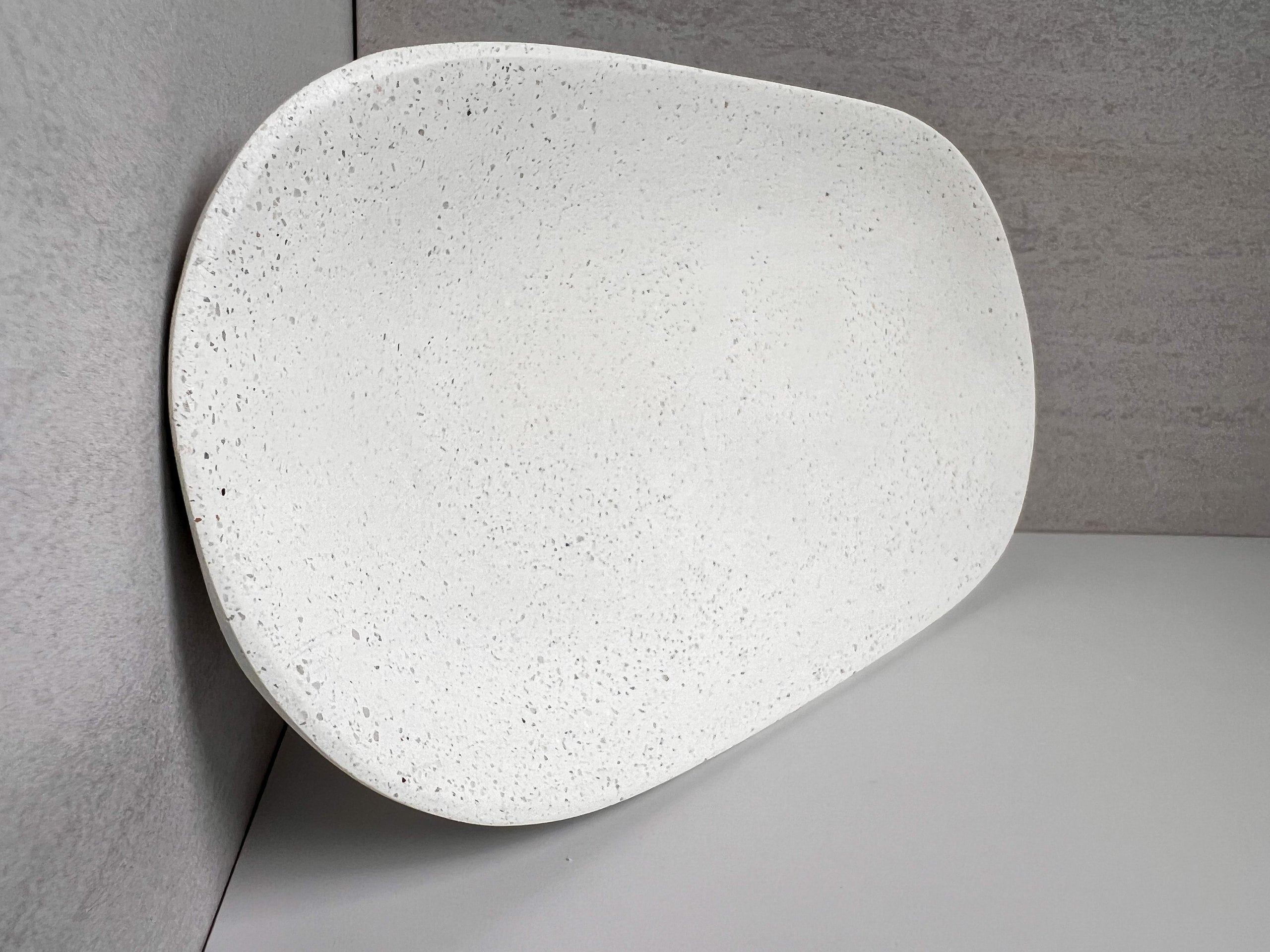 Large Oval Concrete Tray, Decorative Tray, Jewelry Display, Minimalist Cement Catchall, Table Decor, Scandi Organizer, Bathroom Bottle Tray