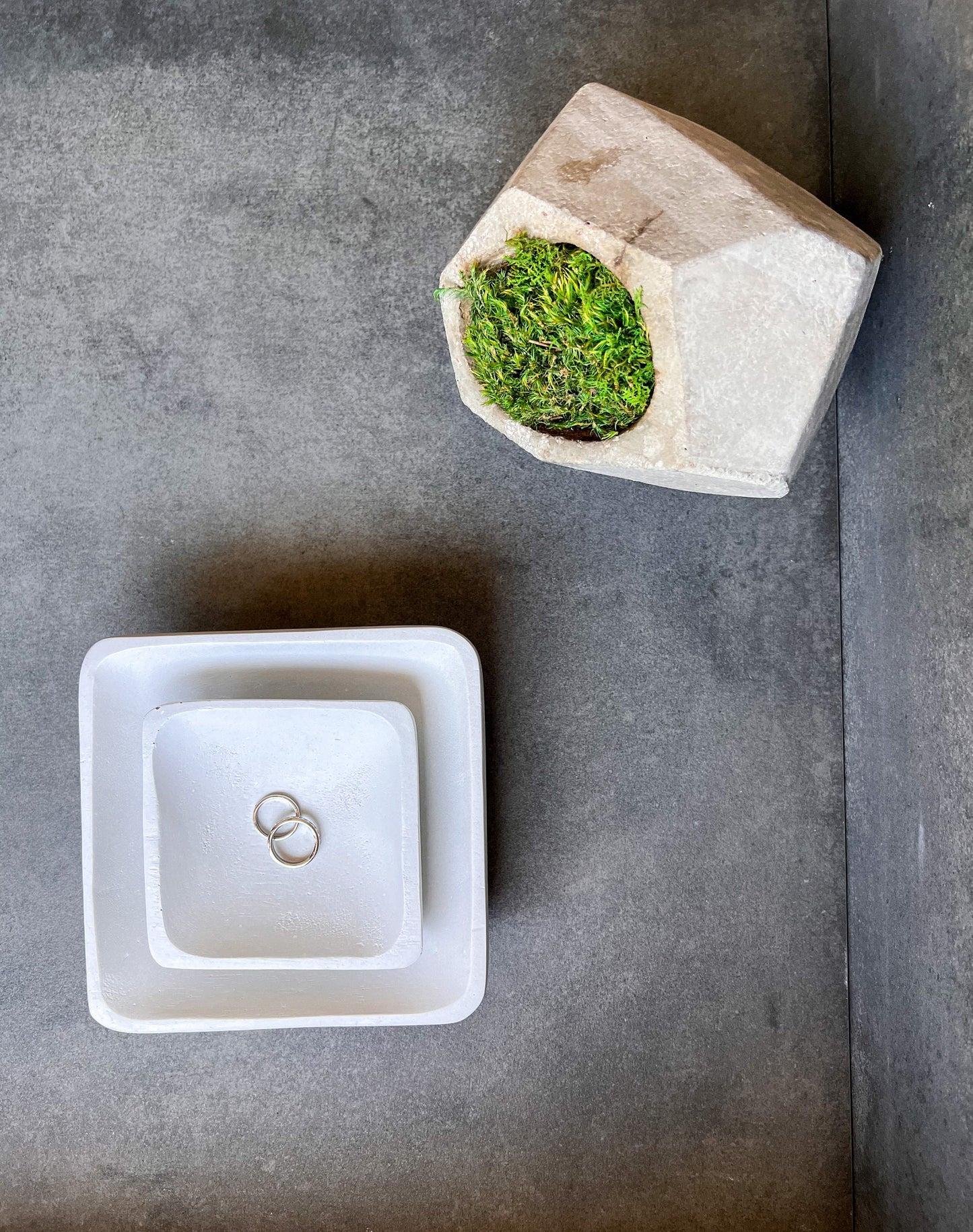 Square Concrete Bowl, Minimalist Bowl, Cement Catchall, Coffee Table Decor, Decorative Bowl, Entryway Tray, Modern White Bowl, Jewelry Dish