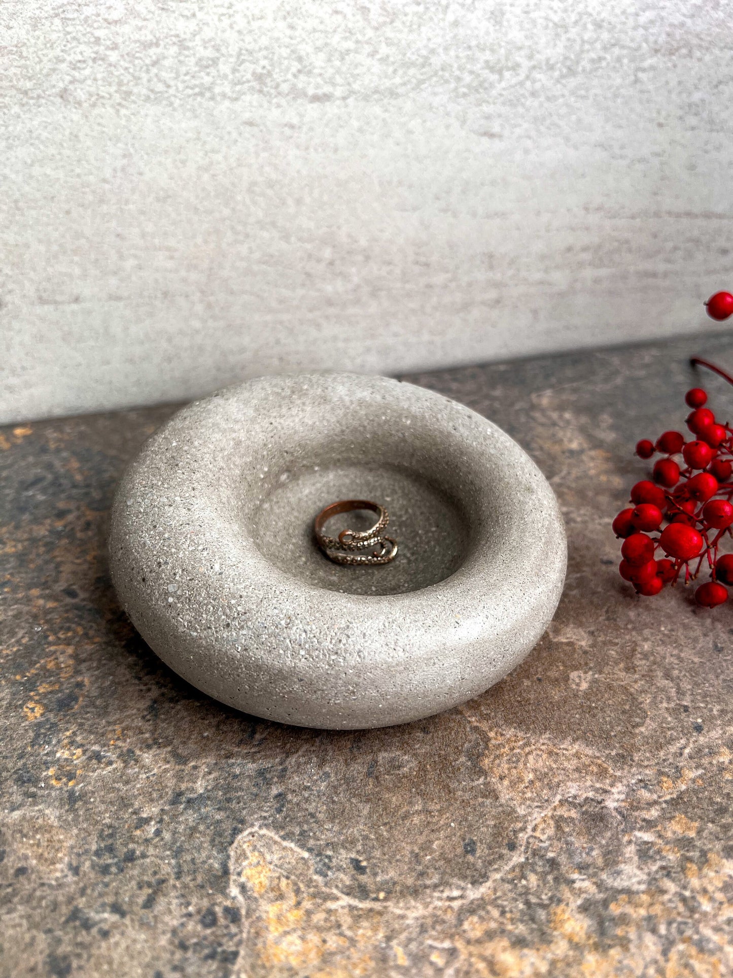 Bubble Concrete Bowl, Cloud Tray, Pebble Tray, Catch All Tray, Jewelry Display, Chunky Dish, Trinket Tray, Irregular Dish, Chubby Dish