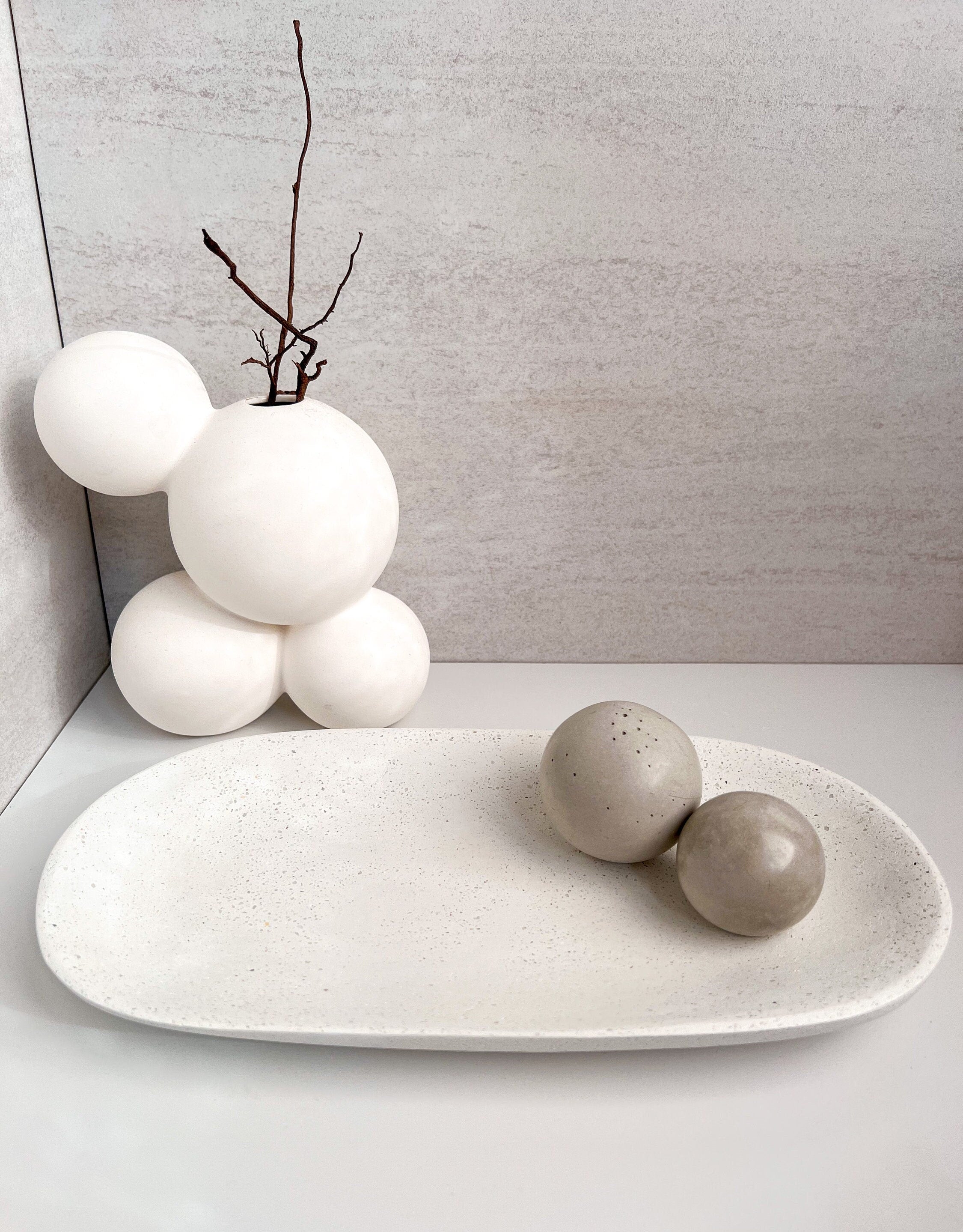 Large Oval Concrete Tray, Decorative Tray, Jewelry Display, Minimalist Cement Catchall, Table Decor, Scandi Organizer, Bathroom Bottle Tray