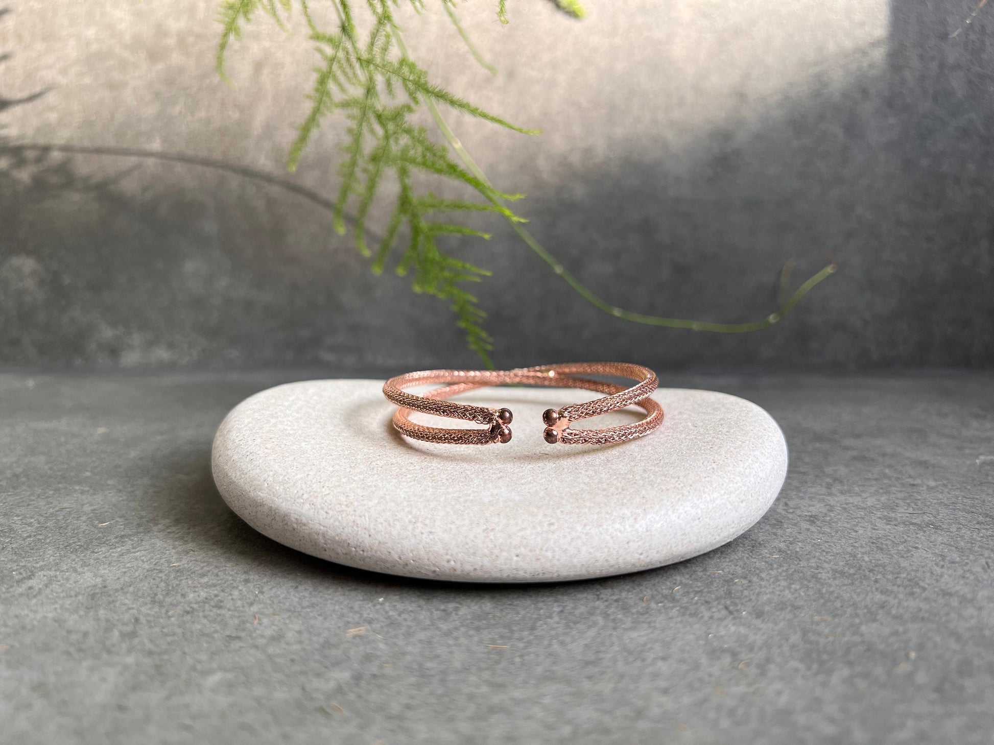 Pebble Tray, Asymmetrical Tray, Oblong Dish, Jewelry Display, Irregular Tray, Trinket Tray, Concrete Decor, Unique Tray, Minimalist, Chunky