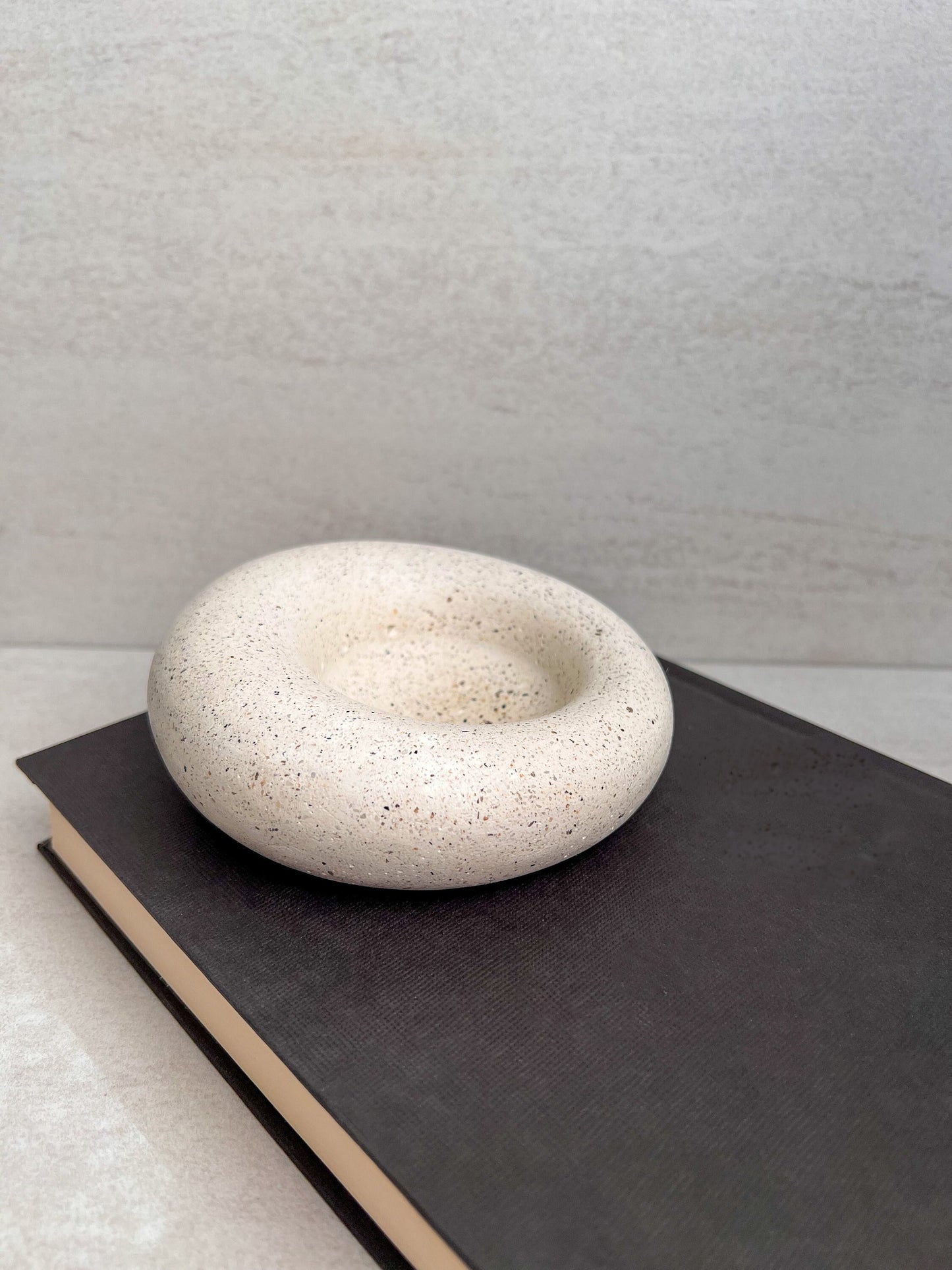 Bubble Concrete Bowl, Cloud Tray, Pebble Tray, Catch All Tray, Jewelry Display, Chunky Dish, Trinket Tray, Irregular Dish, Chubby Dish