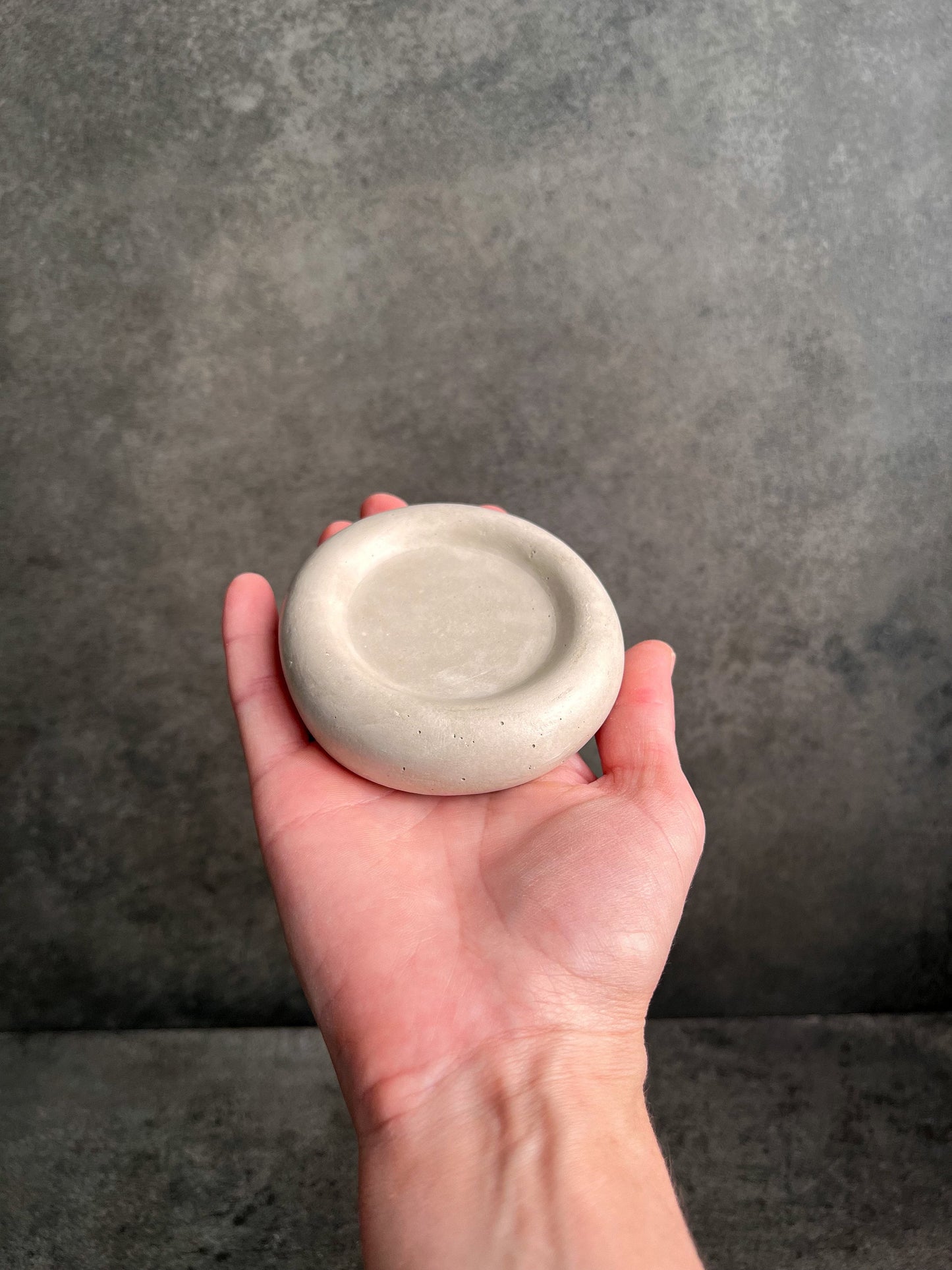 Small Cloud Concrete Tray, Pebble Tray, Decorative Tray, Ring Dish, Catch All Tray, Bubble Tray, Jewelry Display, Minimalist Tray, Decor