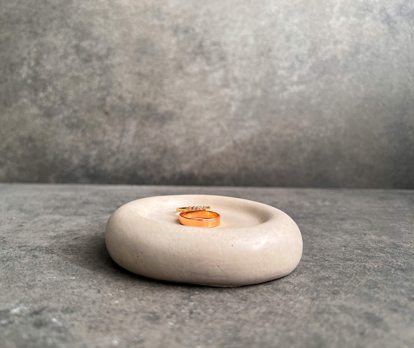 Small Cloud Concrete Tray, Pebble Tray, Decorative Tray, Ring Dish, Catch All Tray, Bubble Tray, Jewelry Display, Minimalist Tray, Decor