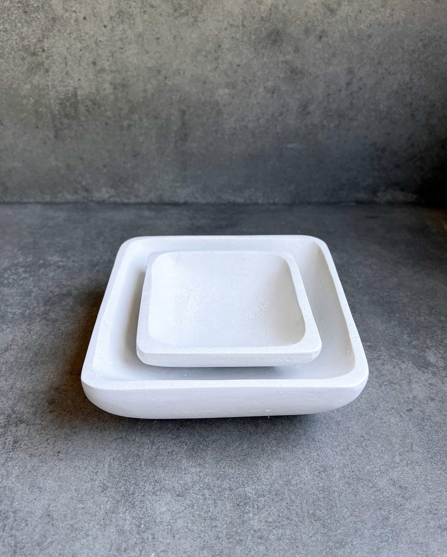 Square Concrete Bowl, Minimalist Bowl, Cement Catchall, Coffee Table Decor, Decorative Bowl, Entryway Tray, Modern White Bowl, Jewelry Dish