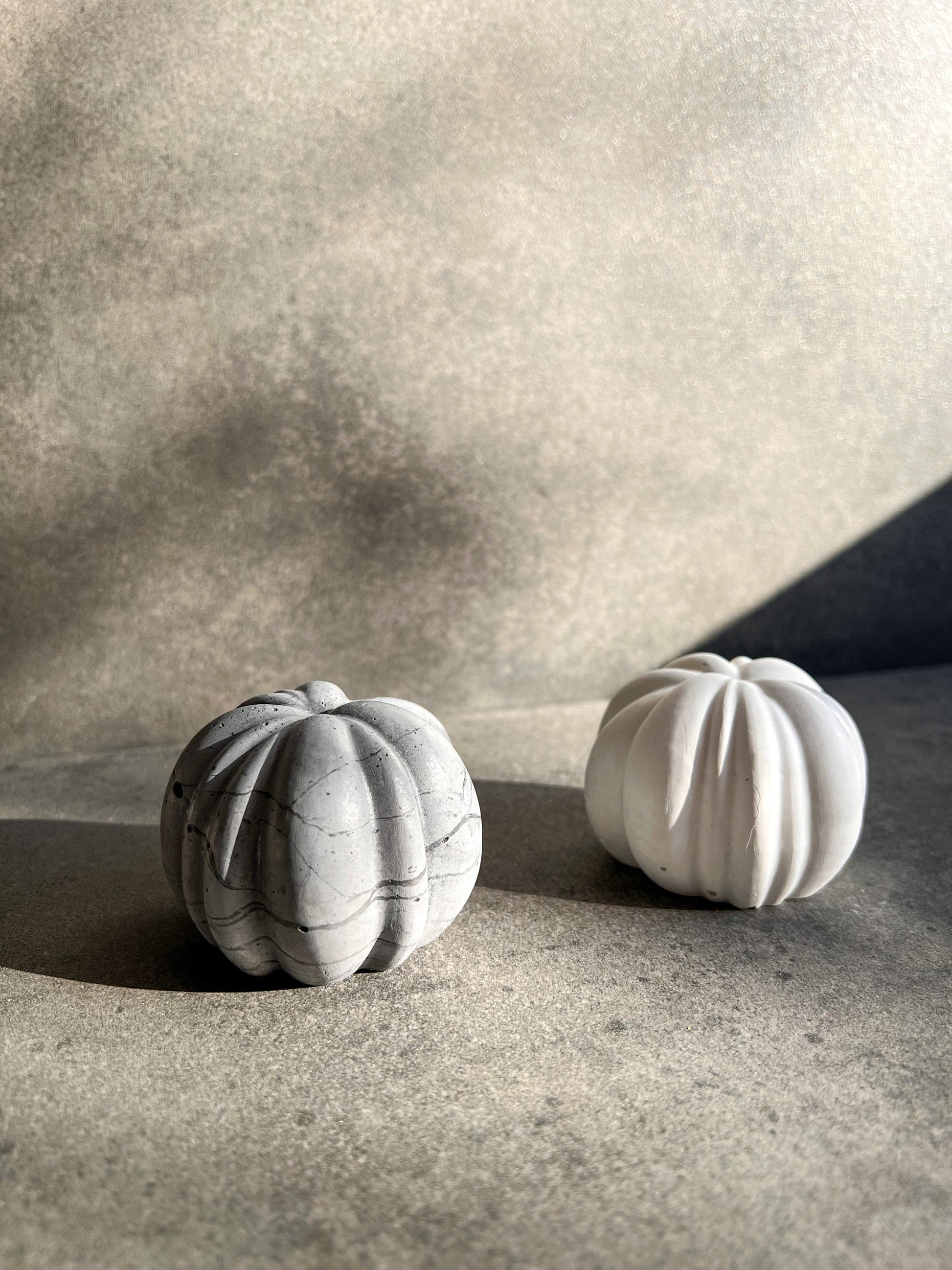 Small Concrete Pumpkin, Cement Fall Decor, Minimalist Thanksgiving Table Accent, Halloween Ornament, Stone Pumpkin Statue, Autumn Home Decor