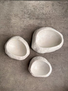 ROCK BOWL, Decorative Dish, Pebble Jewlery Display, Concrete River Stone, Cement Trinket Vessel, Japandi Decor, Entryway Stone Catchall
