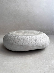 BLOB Concrete Tray, Asymmetrical Bowl, Catch All Tray, Pebble Jewelry Display, Chunky Japandi Decor, Bubble Trinket Tray, Curvy Cement Decor