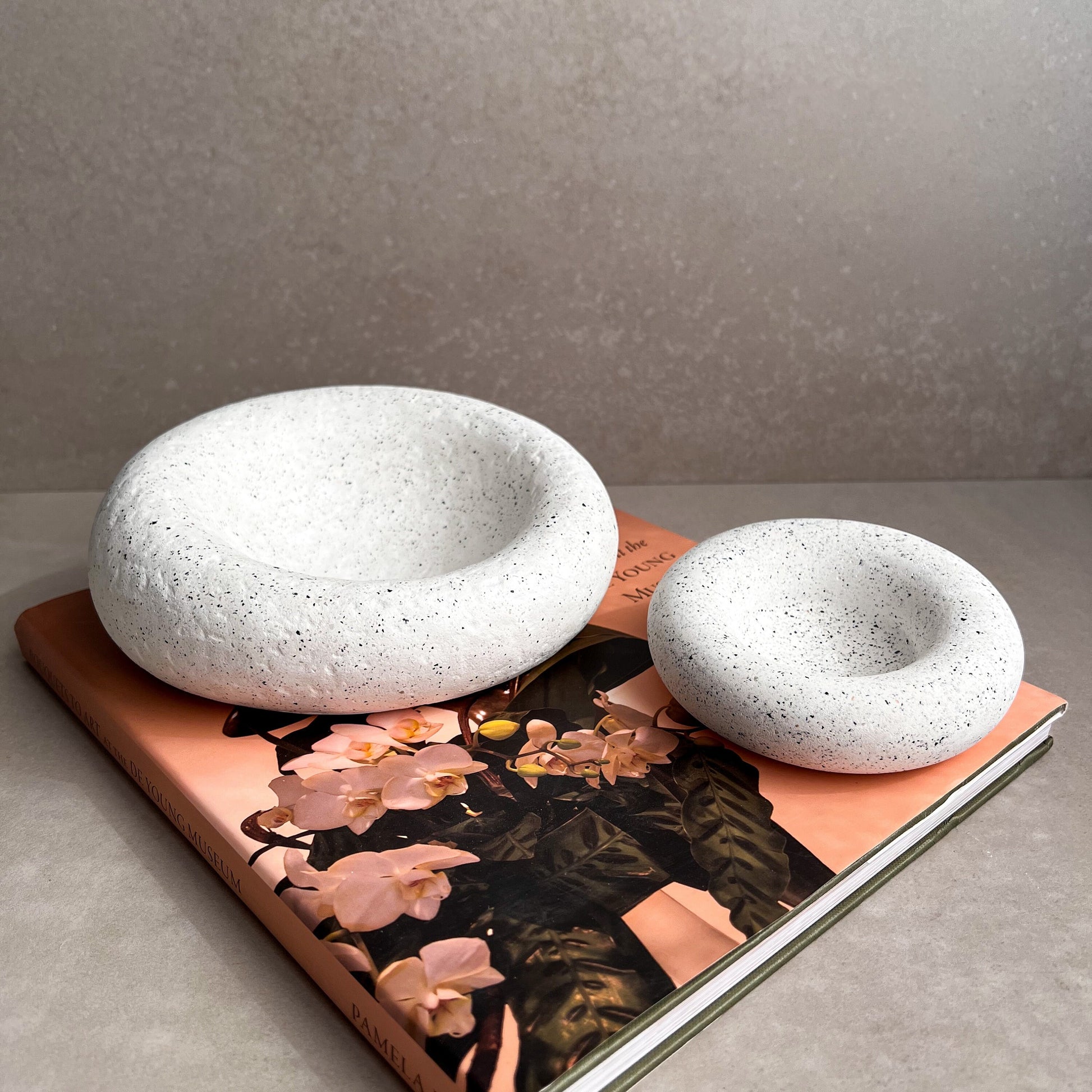 Bubble Concrete Bowl, Cloud Tray, Pebble Tray, Catch All Tray, Jewelry Display, Chunky Dish, Trinket Tray, Irregular Dish, Chubby Dish