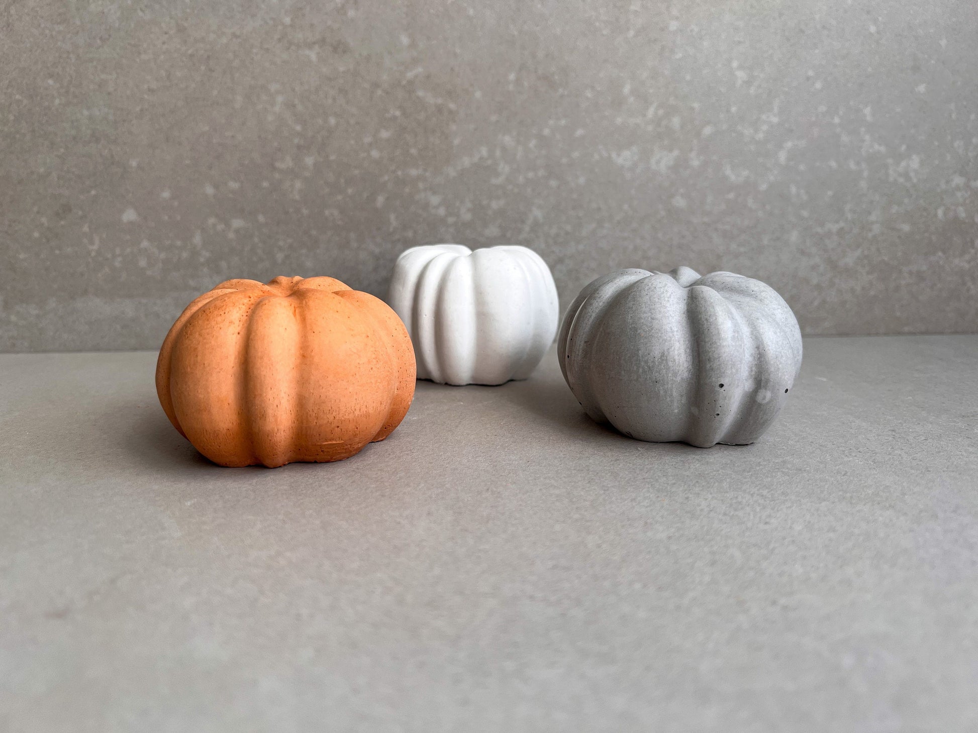 Small Concrete Pumpkin, Cement Fall Decor, Minimalist Thanksgiving Table Accent, Halloween Ornament, Stone Pumpkin Statue, Autumn Home Decor