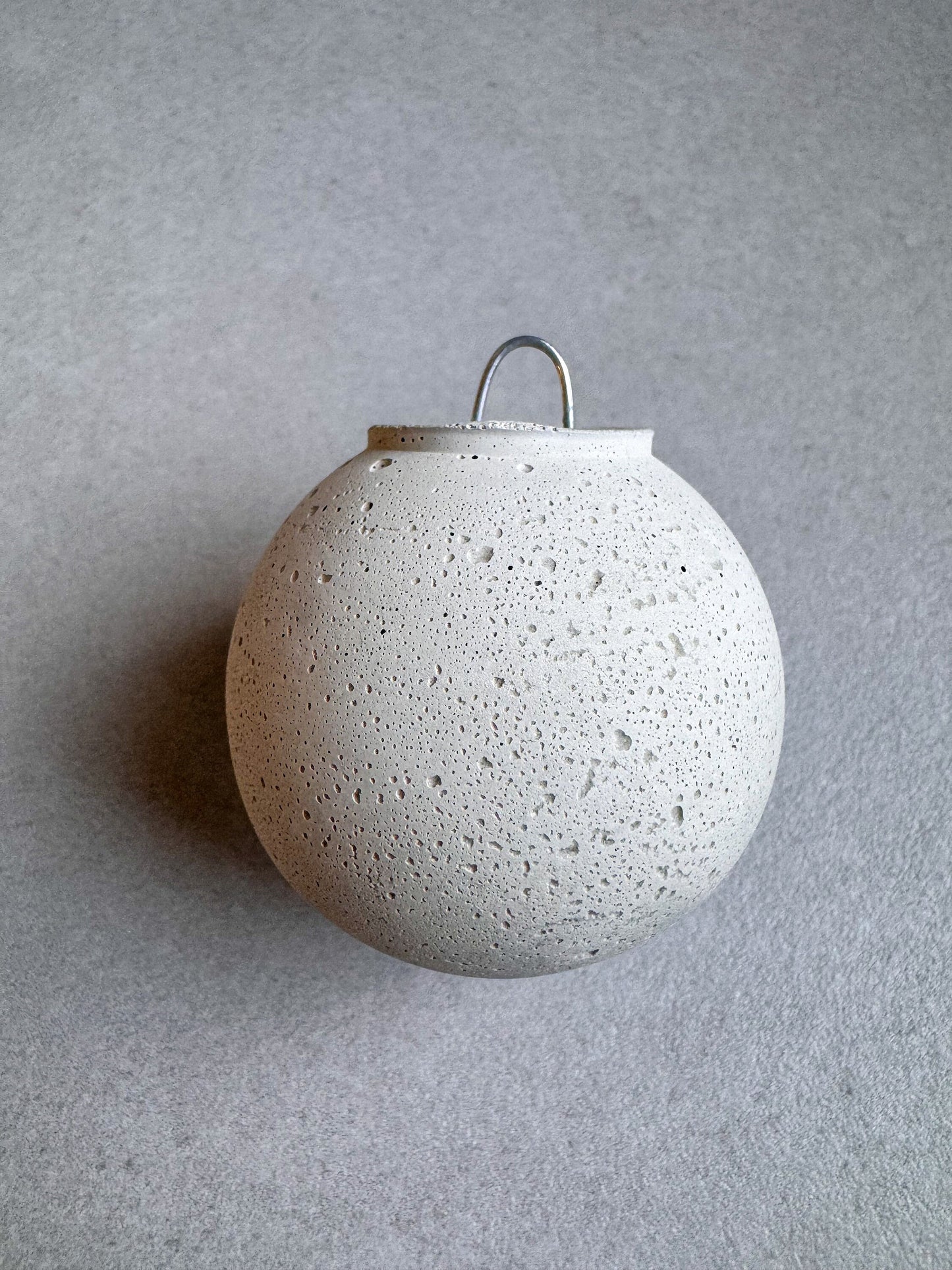 Concrete Christmas Ornament, Cement Winter Decor, Minimalist Tree Decor, Holiday Ornament, Modern Stone Ball Ornament, Festive Home Decor