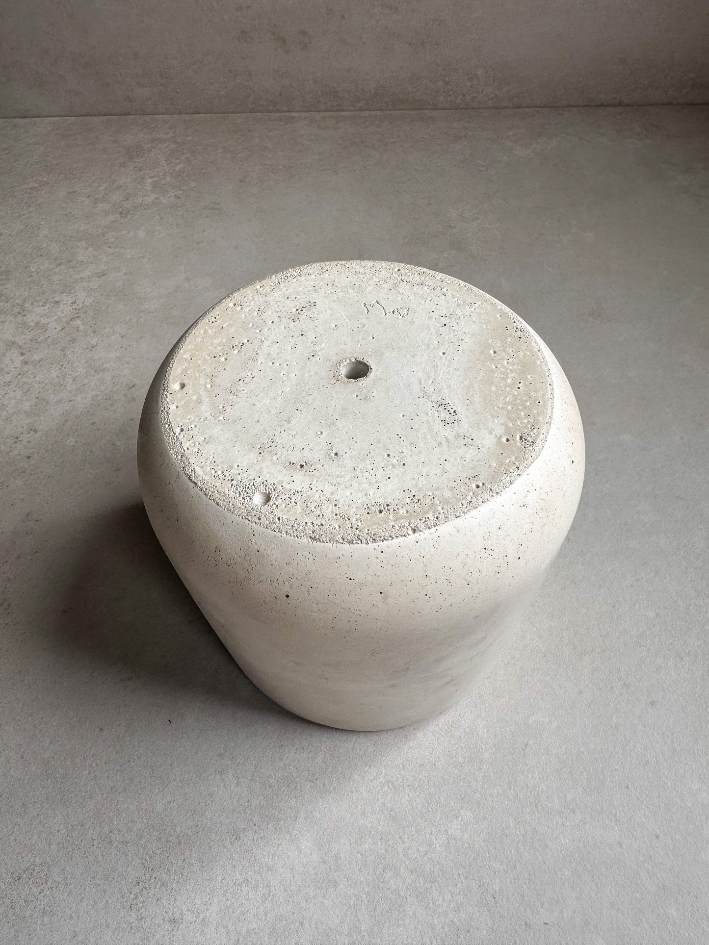 Concrete Planter with Saucer, Modern Plant Pot, Bubble Planter, Decorative Cement Pot, Minimalist Pot with Saucer, Nordic Pot, Chunky Pot