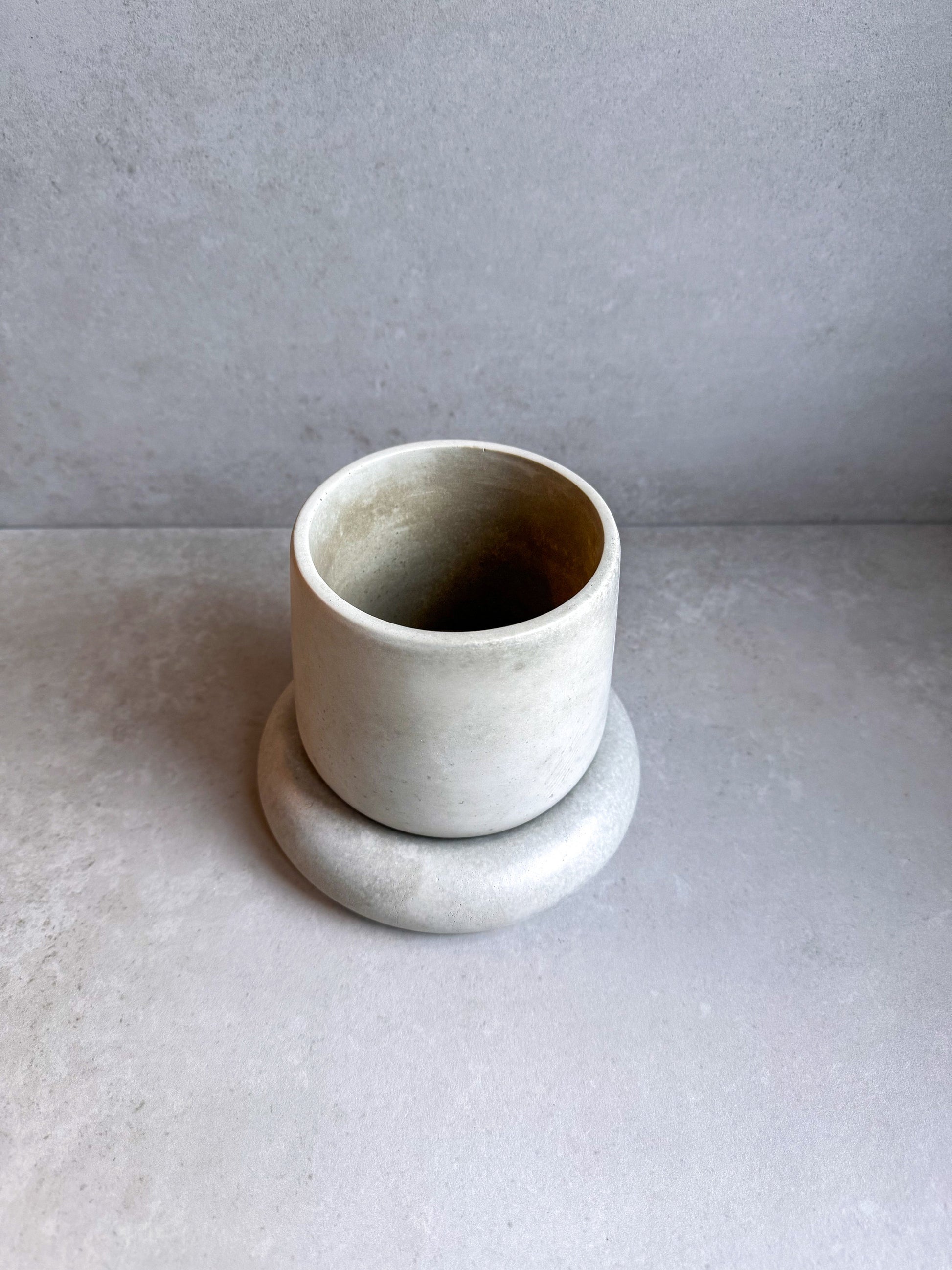 Concrete Planter with Saucer, Modern Plant Pot, Bubble Planter, Decorative Cement Pot, Minimalist Pot with Saucer, Nordic Pot, Chunky Pot