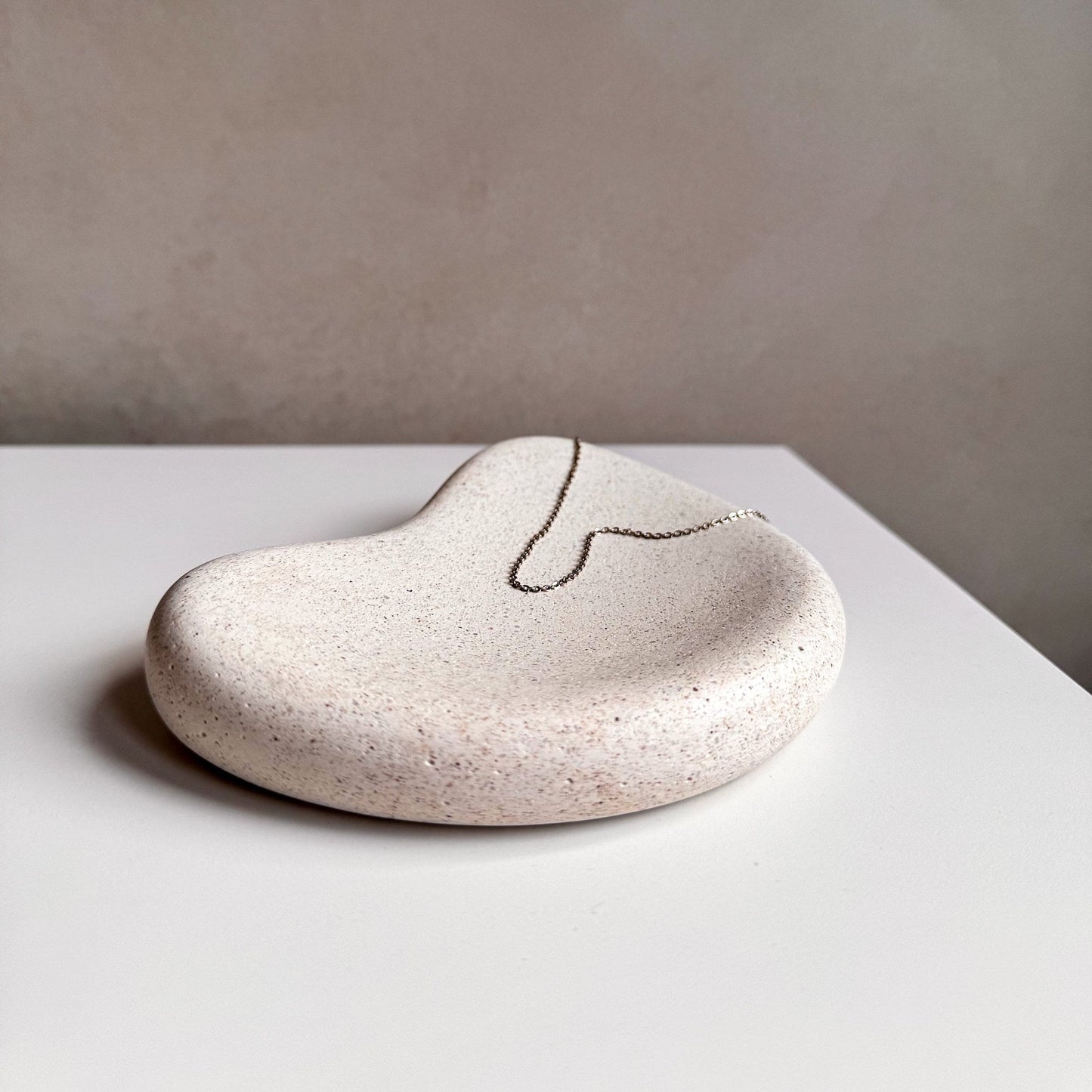 Chunky Pebble Tray, Bean Trinket Tray, Asymmetrical Tray, Oblong Dish, Jewelry Display, Irregular Tray, Cloud Display, Nordic Concrete Decor