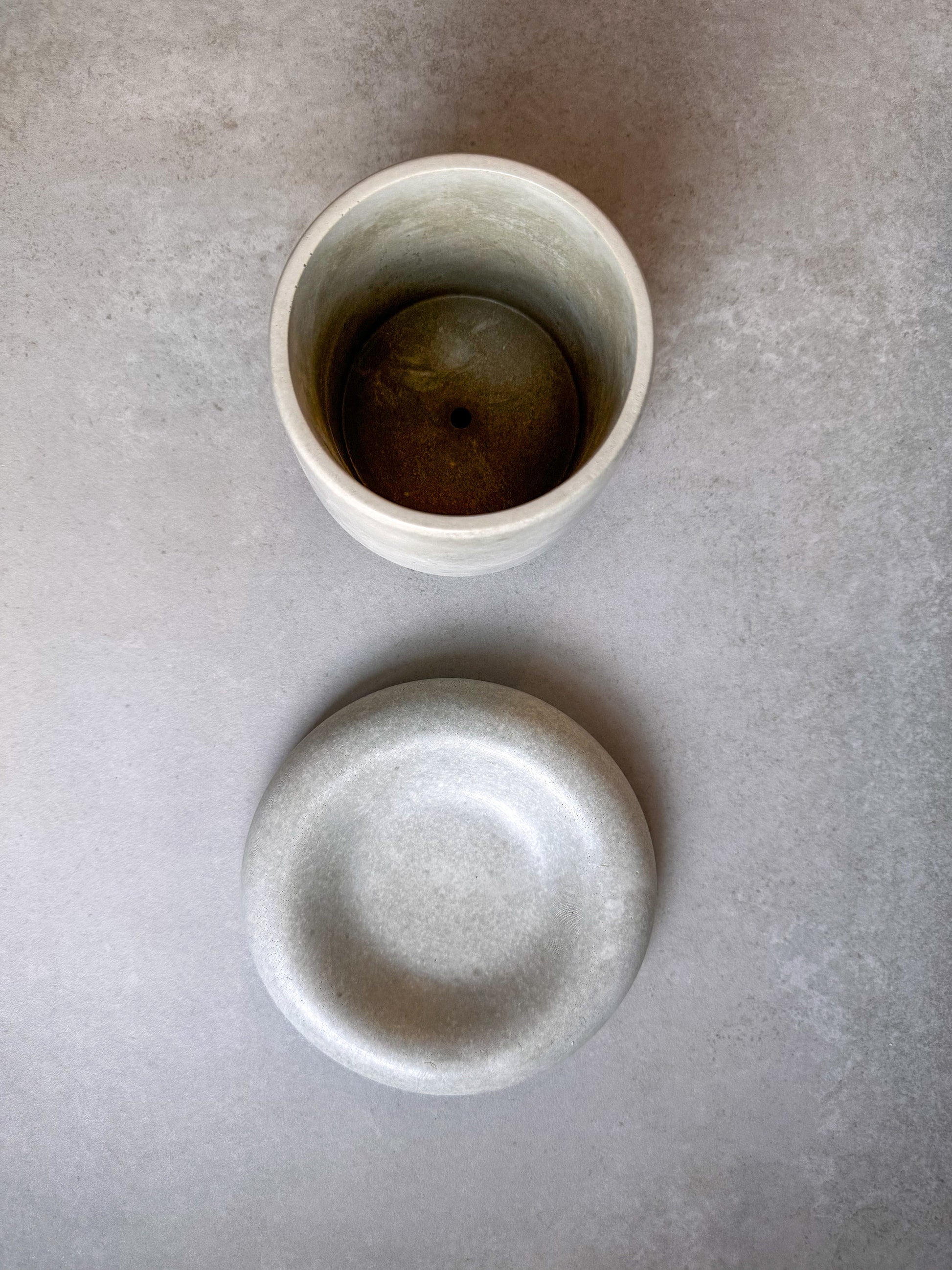 concrete plant saucer Bubble Pot - 4.8"