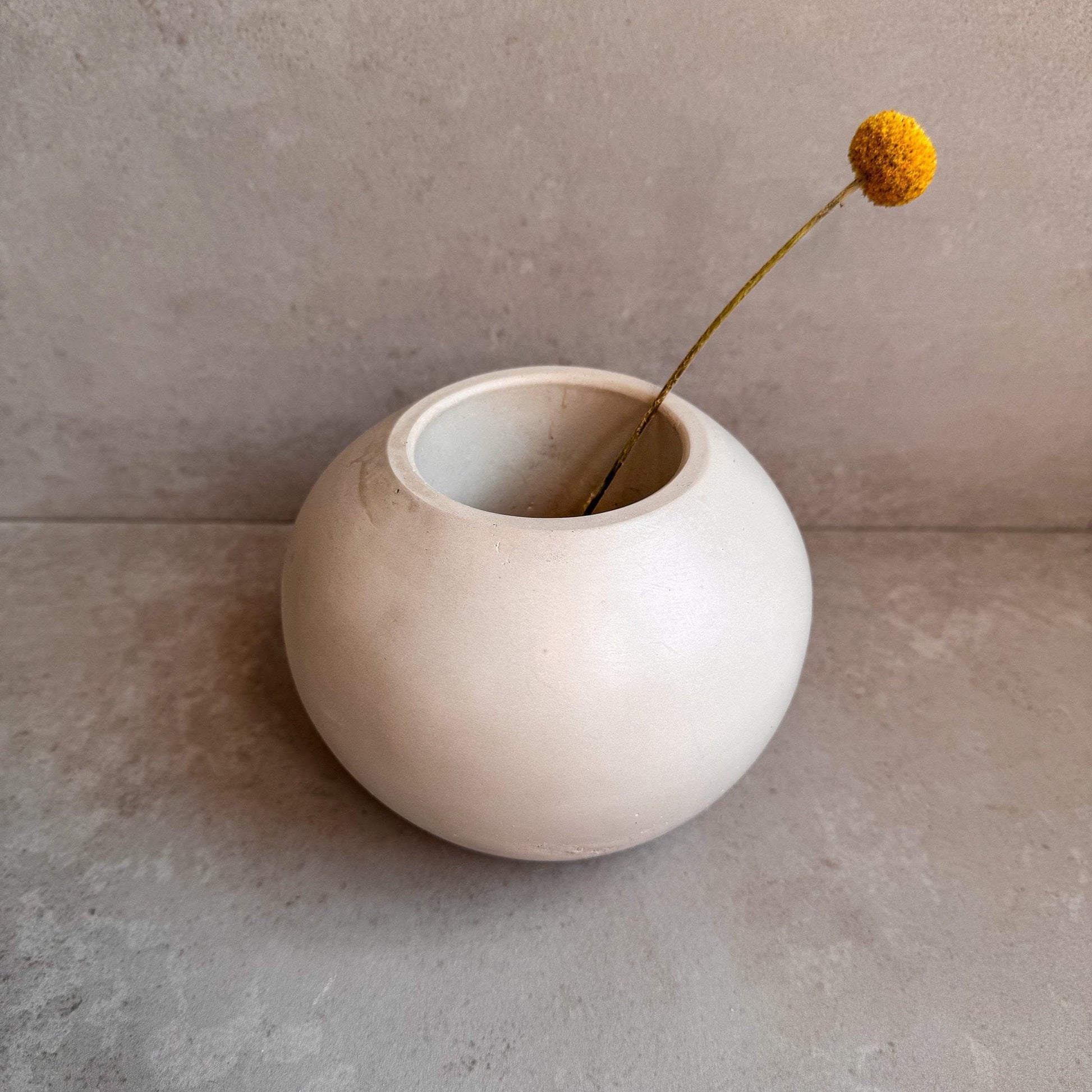 Wabi Sabi Concrete Vase, Modern Ball Vase, Minimalist Pottery, Japandi Vase Decor, Flower Container, Abstract Art Vase, Handmade Bud Vase