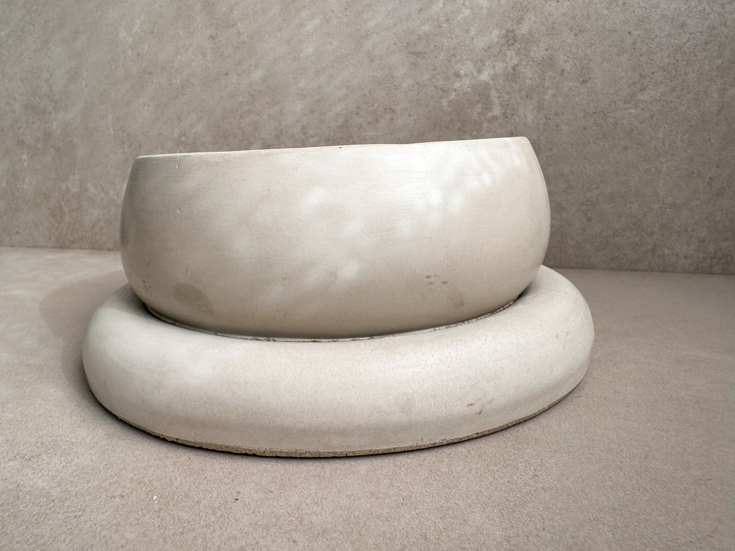 Concrete Planter with Saucer, Modern Low Plant Pot, Bubble Planter, Shallow Cement Pot, Minimalist Pot with Saucer, Nordic Pot, Chunky Pot