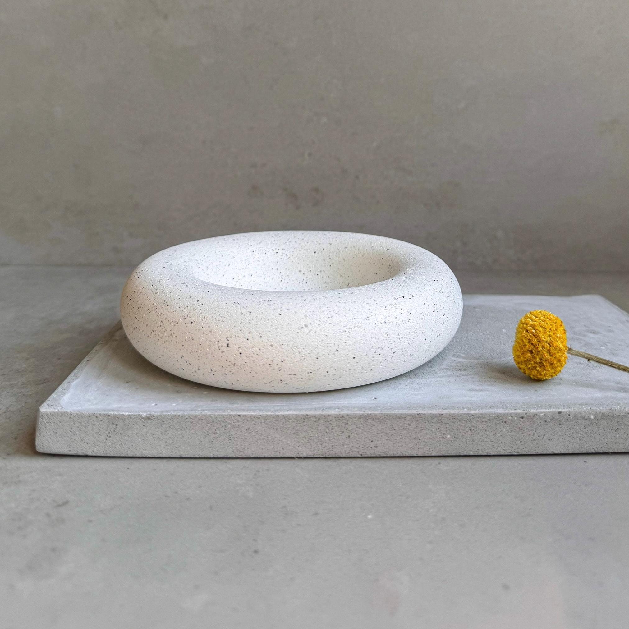 CHUNKY Concrete Tray, Pebble Tray, Catch All Tray, Jewelry Display, Cloud Trinket Tray, Bubble Dish, Chubby Plate, Minimalist Cement Bowl