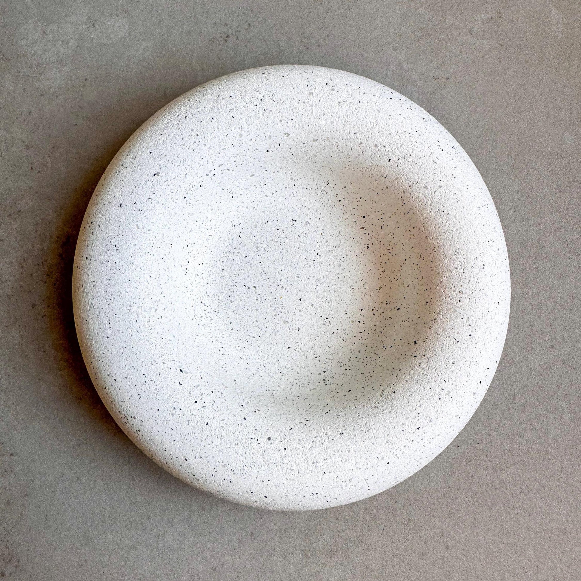 CHUNKY Concrete Tray, Pebble Tray, Catch All Tray, Jewelry Display, Cloud Trinket Tray, Bubble Dish, Chubby Plate, Minimalist Cement Bowl