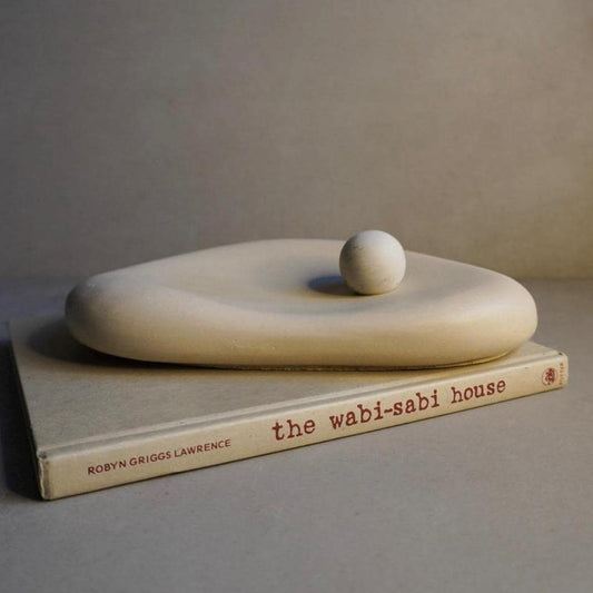 Organic Concrete Tray, Soft Sculptural Catchall, Bean Shaped Jewelry Display, Chunky Japandi Decor, Pebble Trinket Tray, Abstract Dish
