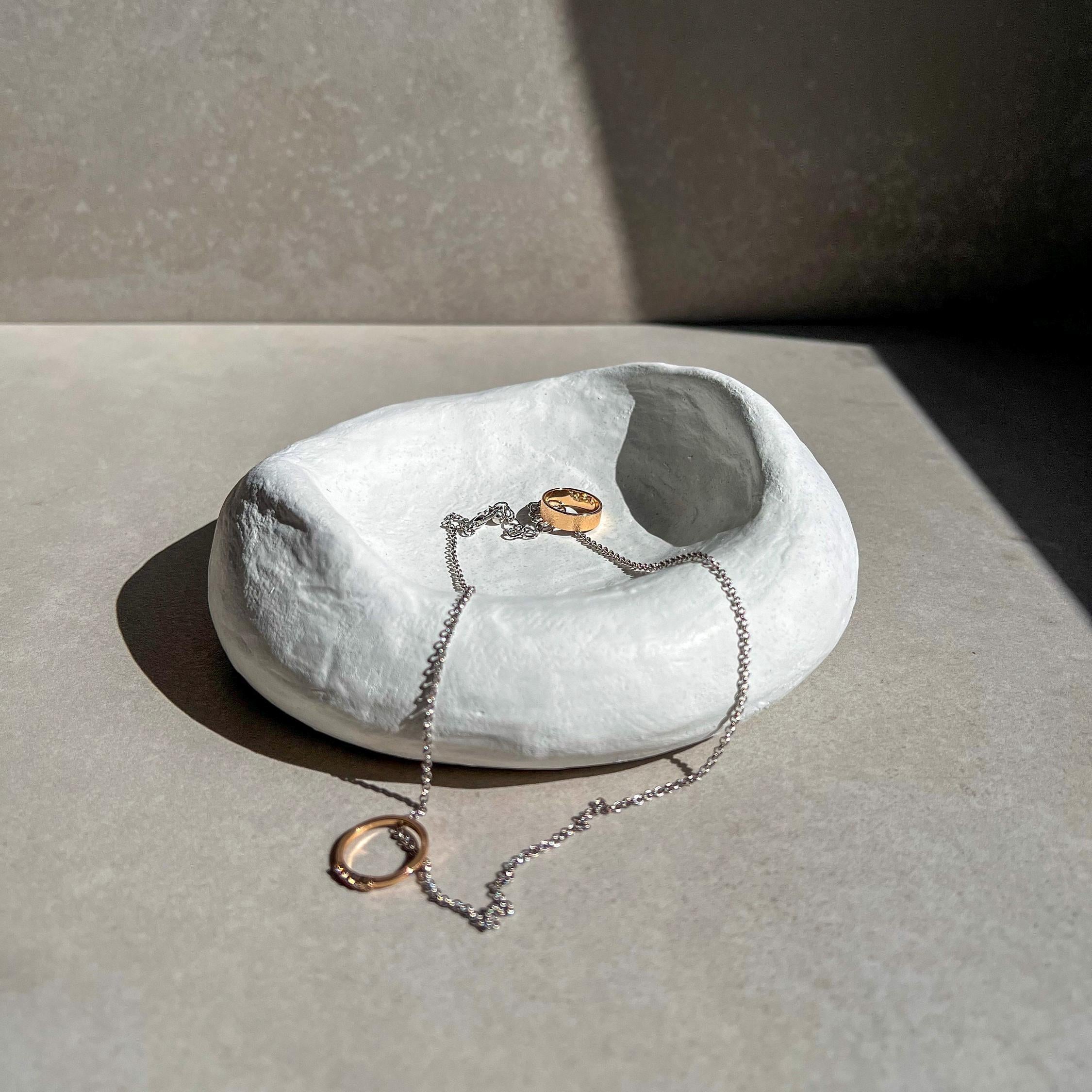 FLOWY Concrete Tray, Asymmetrical Bowl, Catch All Tray, Modern Jewelry Display, Chunky Dish, Trinket Tray, Bubble Dish, Curvy Concrete Decor