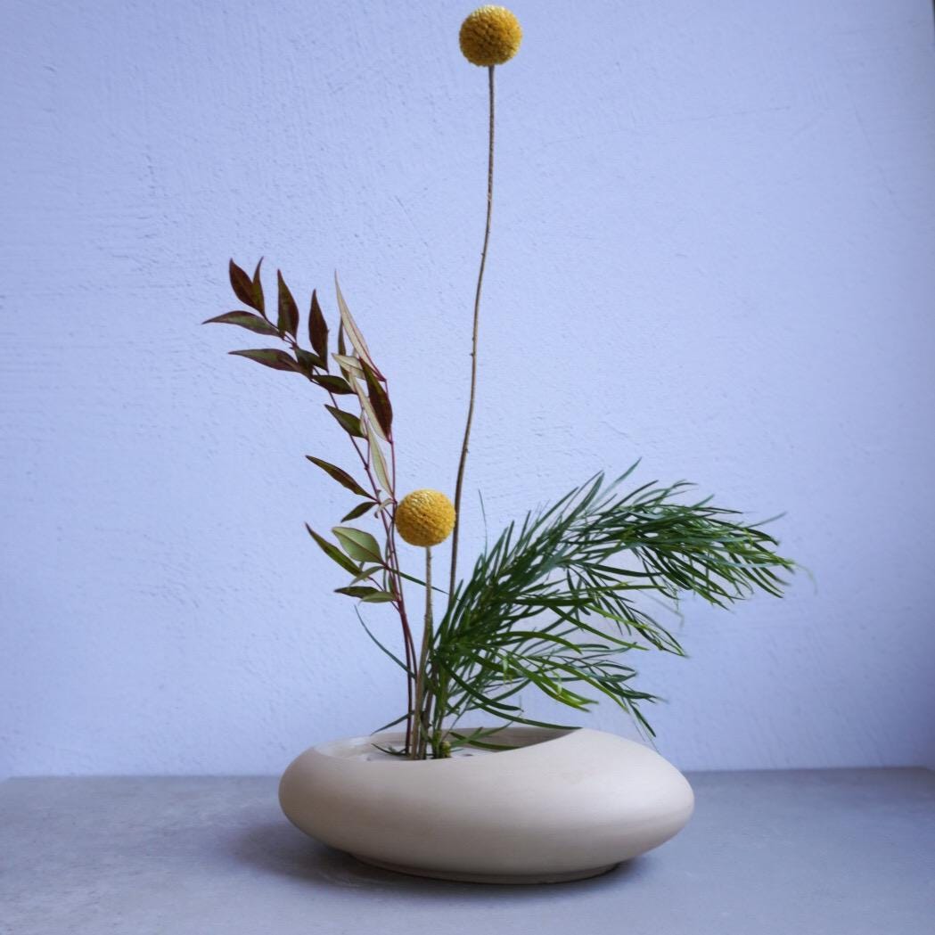 Concrete Ikebana Vase | Kokedama Display Vessel, Bonsai Pot with Drainage, Japandi Pot with Saucer, Pebble Pot, Calm Aesthetic, Wabi Sabi