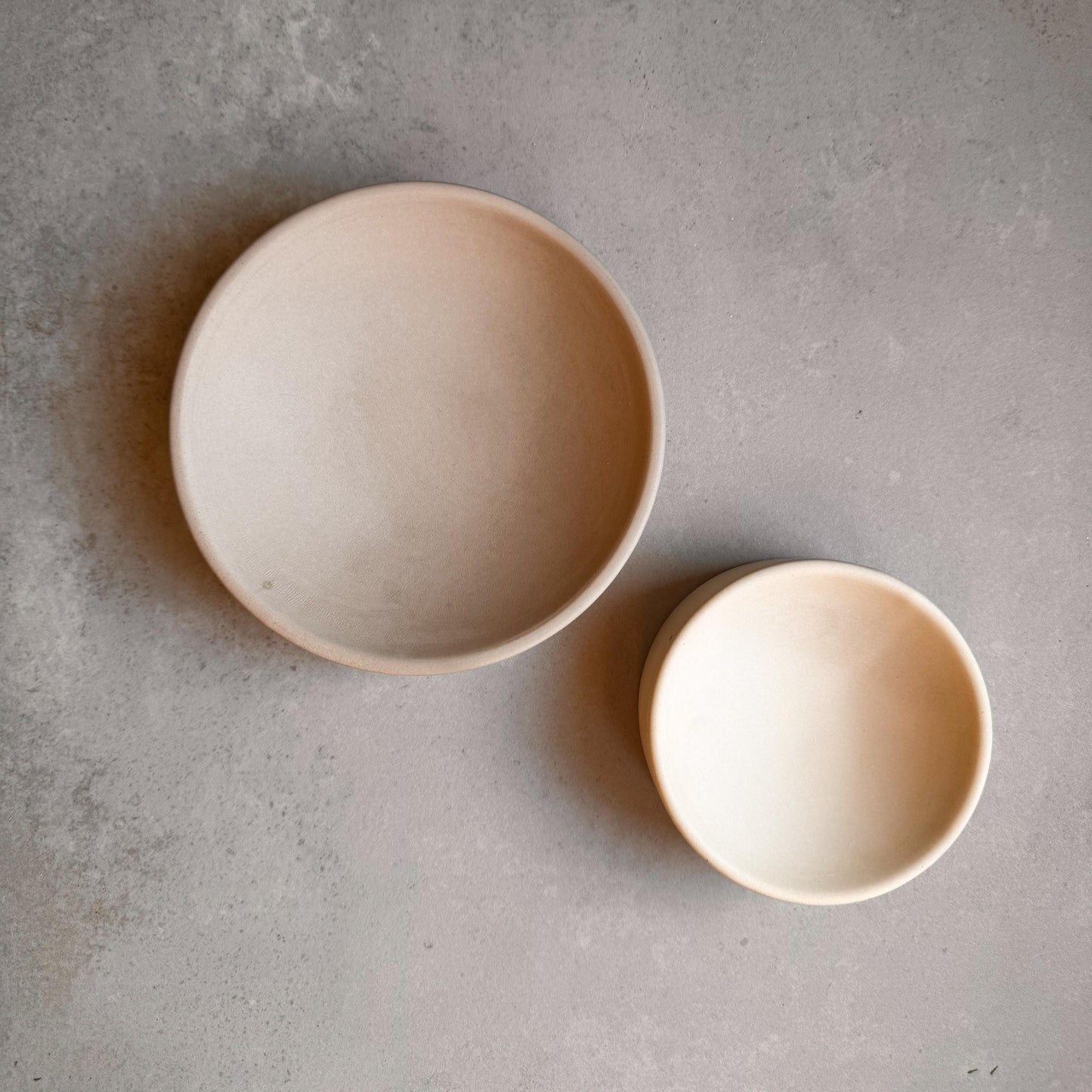 Round Concrete Bowl with Straight Sides | Minimalist Catchall, Decorative Entryway Bowl, Japandi Home Decor, Neutral Decor, Warm Tone Tray