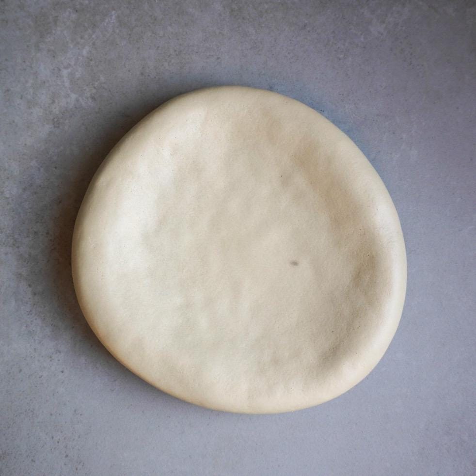 Pebble Concrete Tray | Sculptural Catchall, Organic Accent Tray, Earthy Japandi Decor, Minimalist Jewelry Dish, Wabi Sabi Photo Prop, Zen