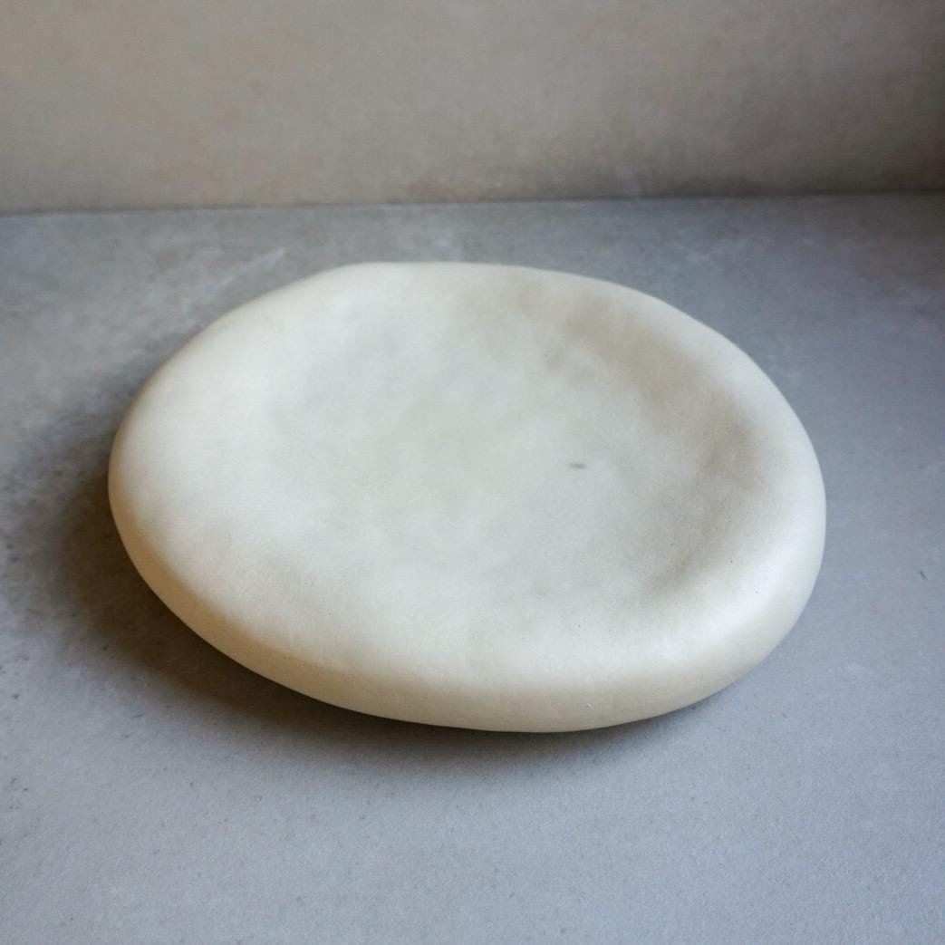 Pebble Concrete Tray | Sculptural Catchall, Organic Accent Tray, Earthy Japandi Decor, Minimalist Jewelry Dish, Wabi Sabi Photo Prop, Zen