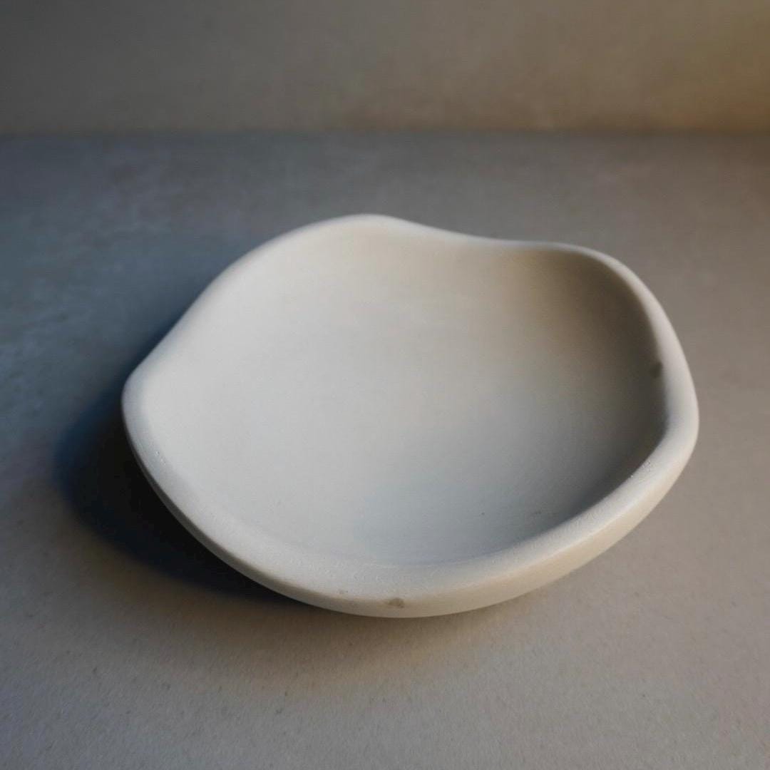 Wavy Concrete Bowl | Asymmetrical Catchall, Decorative Tray, Organic Shaped Trinket Tray, Sculptural Japandi Decor, Curvy Stone Homewares