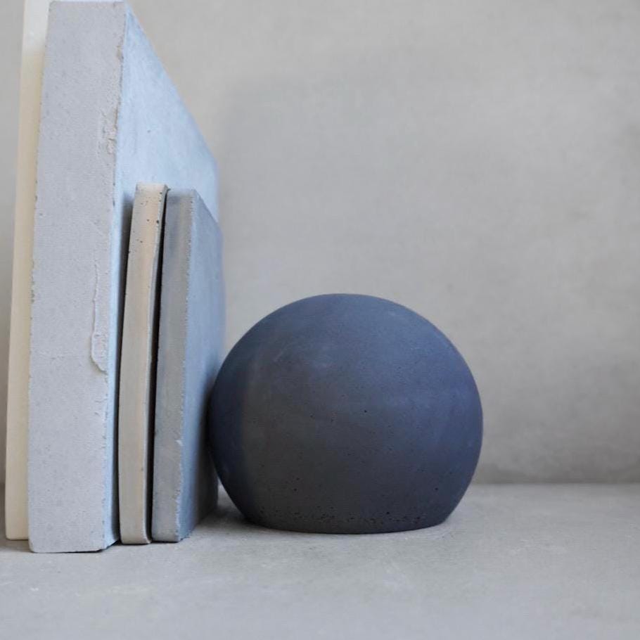 Concrete Sphere Bookend, Round Ball Sculpture, Stone Shelf Decor, Cement Orb Paperweight, Industrial Book Holder, Minimalist Office Decor