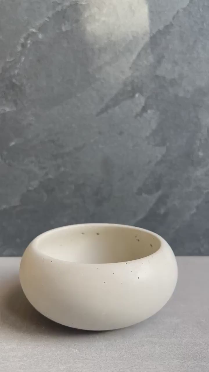 Concrete Bowl Small, Minimalist Bowl, Concrete Decor, Catchall Bowl, Cement Bowl, Jewelry Holder, Trinket Dish, Decorative Bowl, Ring Dishes